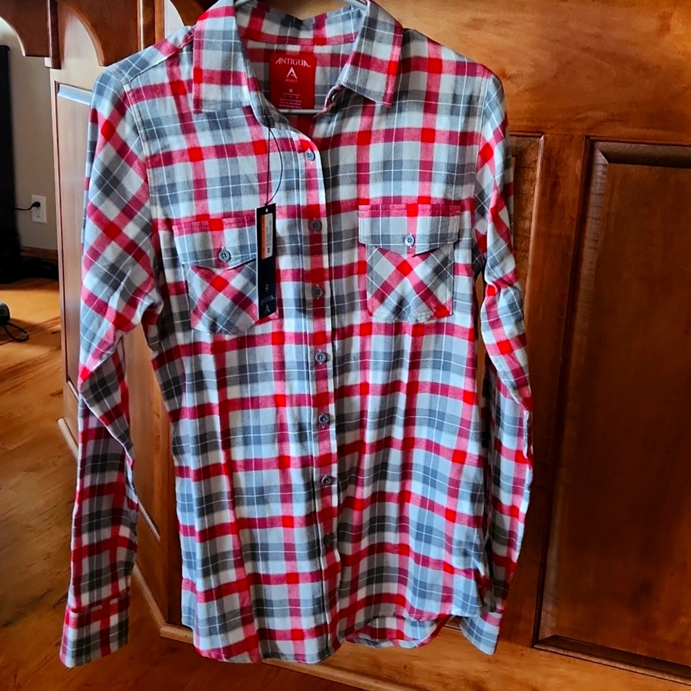 NWT Antigua womans red, gray, and white plaid long sleeve shirt size medium
